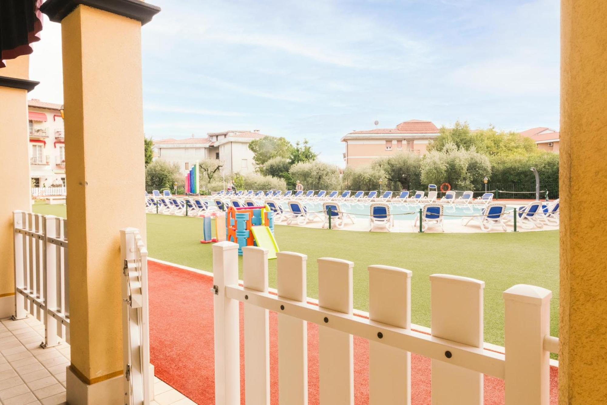 Giardino Dei Colori 111 Residence Pool&Fitness Toscolano Maderno Εξωτερικό φωτογραφία
